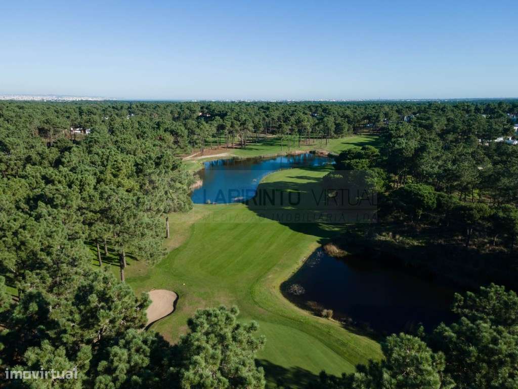 Vende-se magnifica Moradia V4, na Herdade da Aroeira - Charneca da ...-14