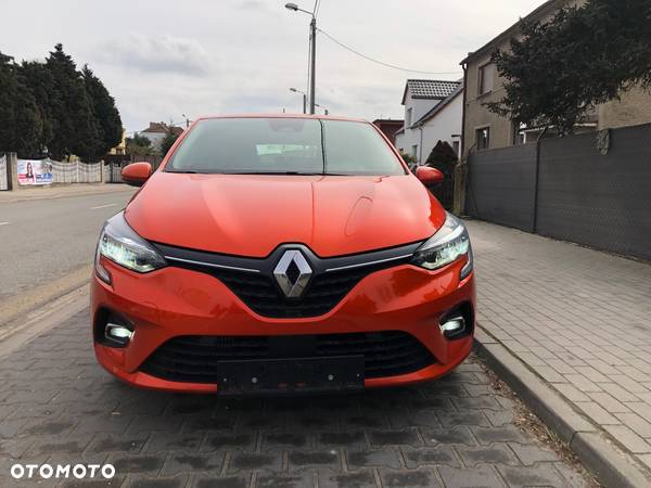 Renault Clio - 8