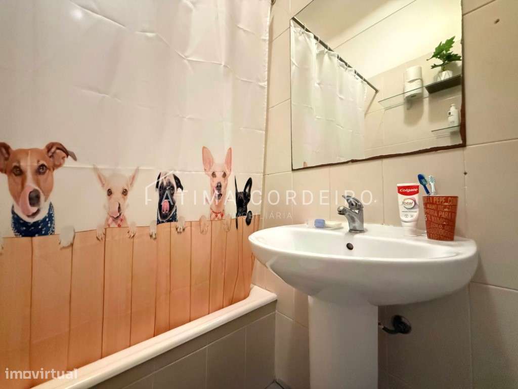 T2 situado a poucos minutos da Praça Gil Vicente-21