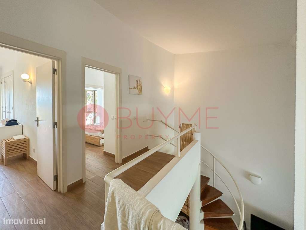 Moradia em Banda T2 em Condomínio com Piscina e Jardins | Vilamoura-9