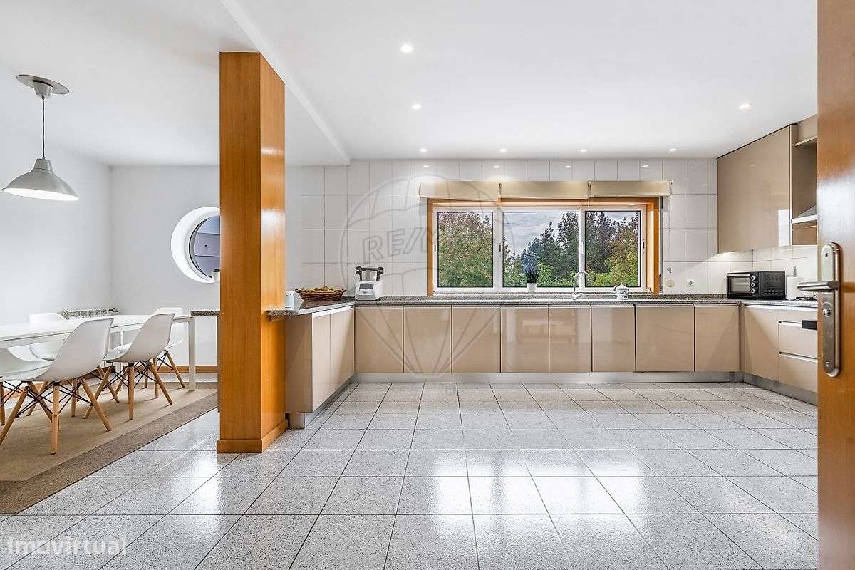 Moradia T5 para venda-11