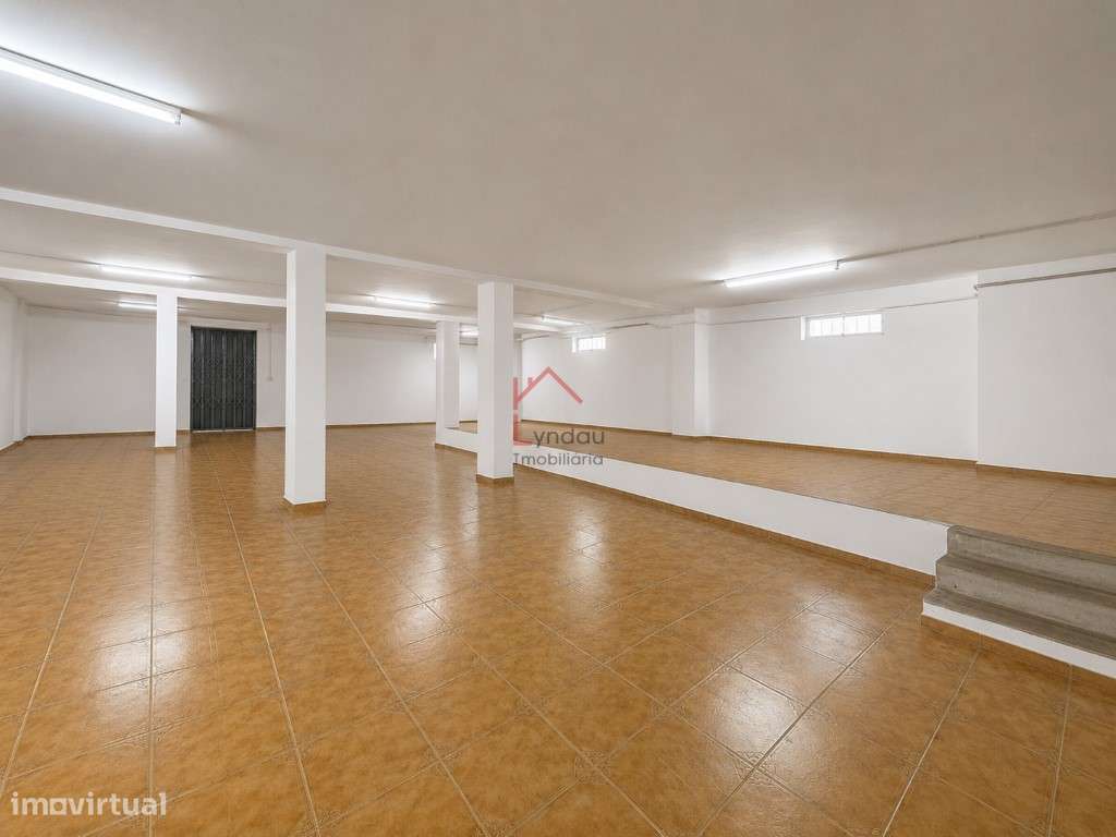 Pavilhão industrial Joane VNF-5