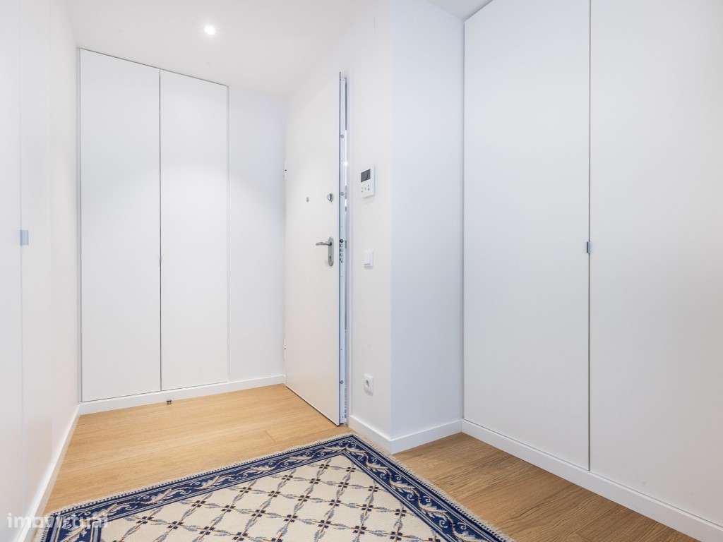 Apartamento T2 com Suite, Estacionamento e Piscina no Terraço - Vis...-14