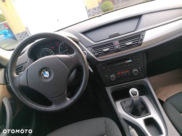 BMW X1 sDrive18i - 22