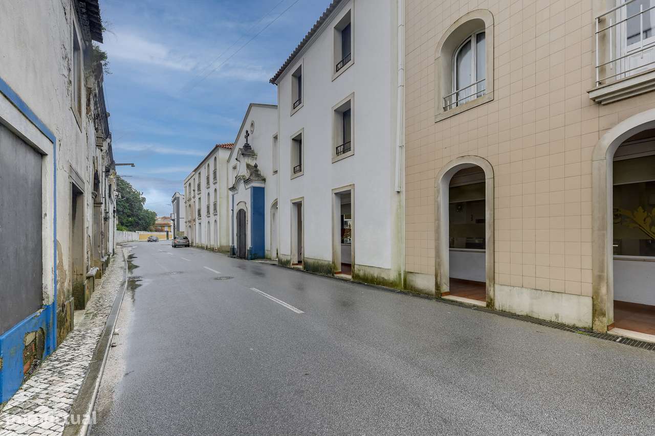 T3 em Alenquer com 2 lugares de Estacionamento-24