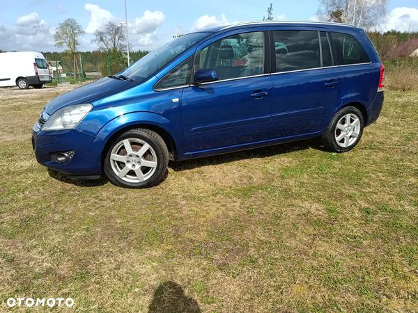 Opel Zafira 1.8 Cosmo - 32