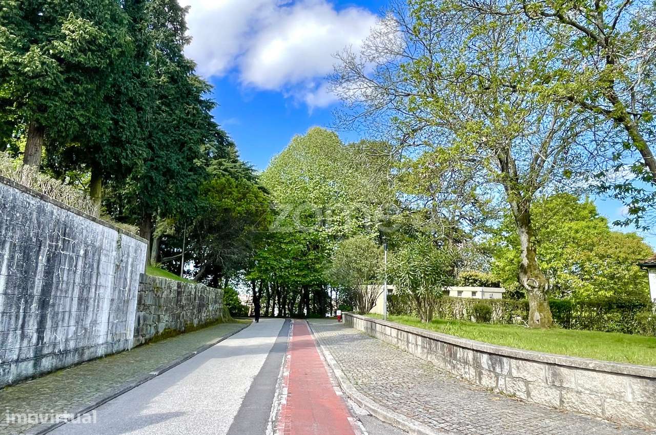Terreno Urbano 1.000 m² | IC 0.66 | São João da Madeira-14