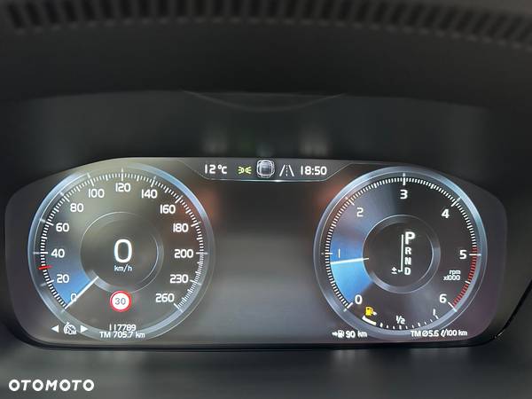 Volvo V90 D3 Geartronic R Design - 26