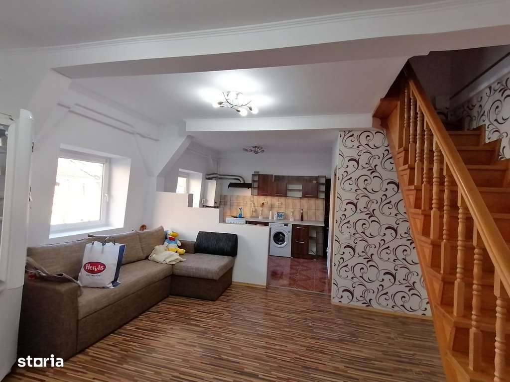 Apartament 3 camere mansarda - Rm. Valcea - Cartier Ostroveni - Imagine principală: 5/15
