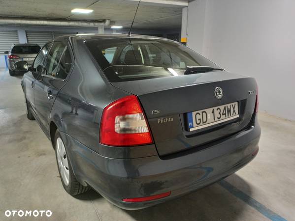 Skoda Octavia 1.4 TSI Ambiente - 9