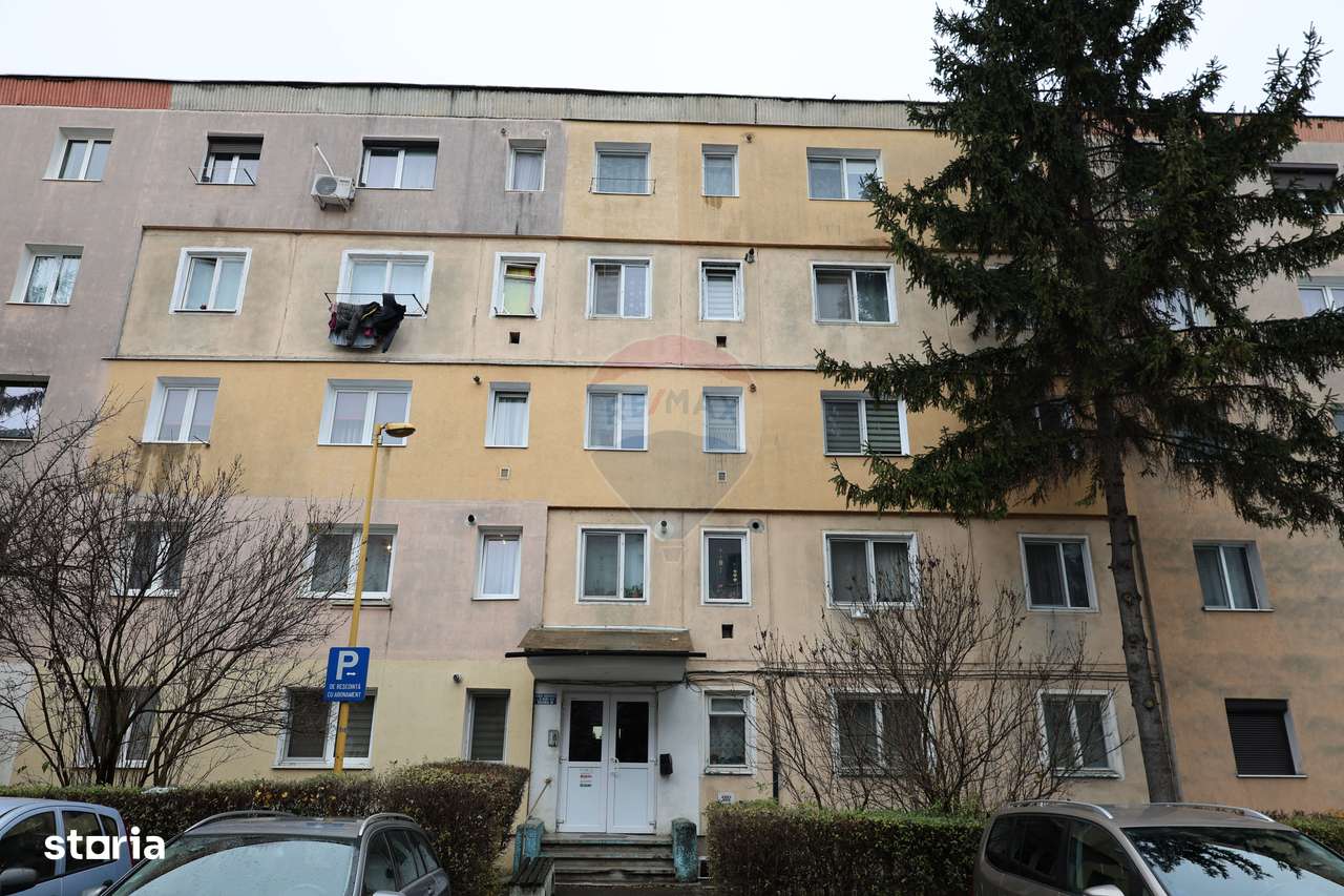 Comision 0% - Apartament cu 2 camere de vânzare în zona Florilor-0