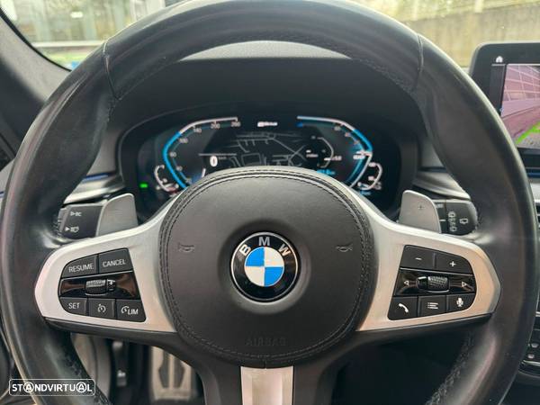 BMW 520 e Pack M - 20