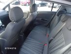 Opel Corsa 1.2 16V Essentia - 6