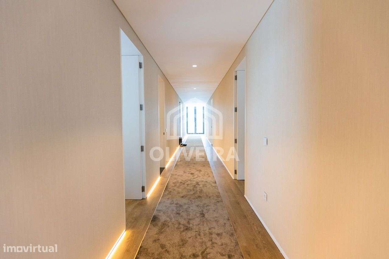 Moradia Térrea de Luxo em Barcelos-18