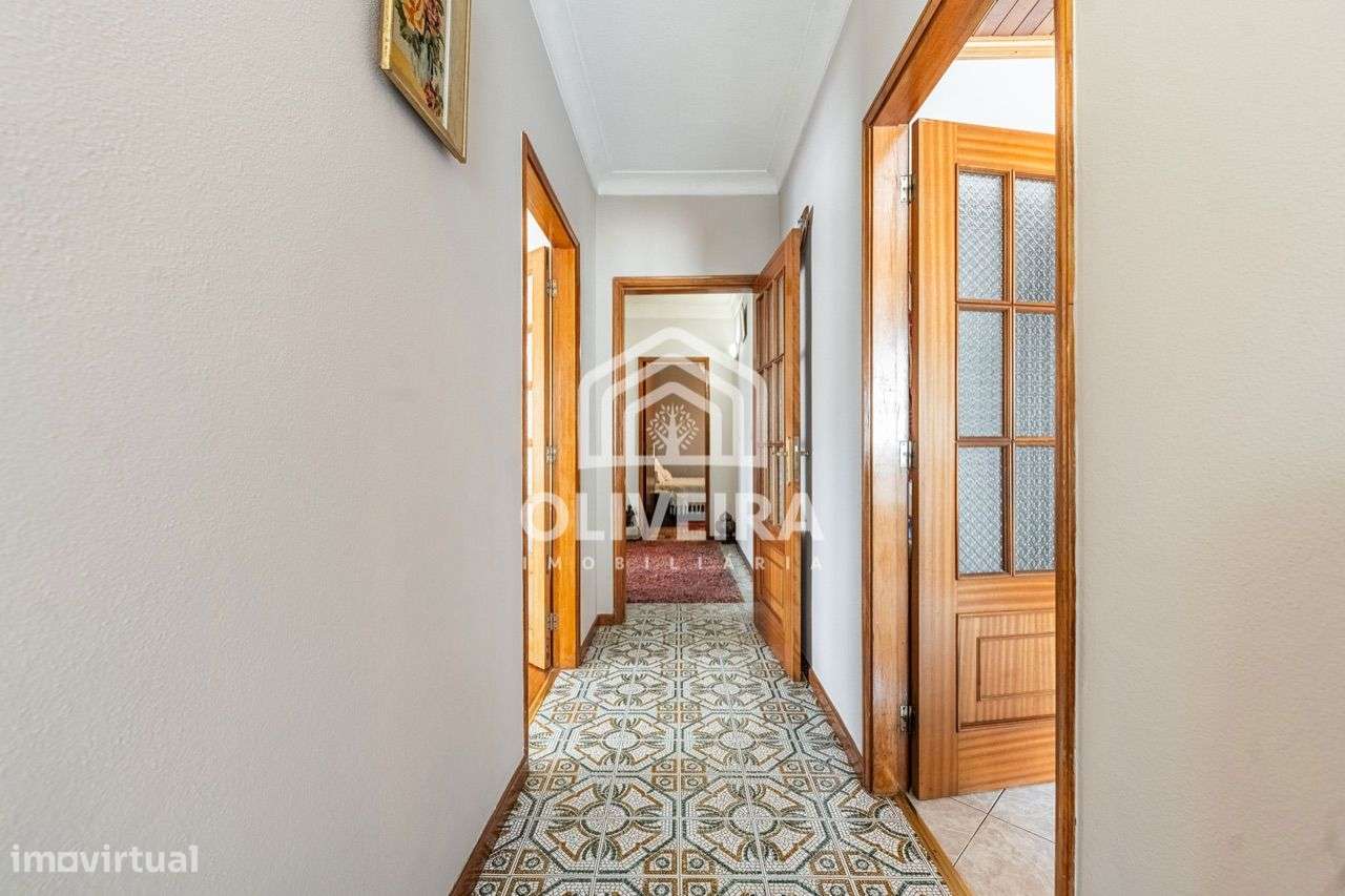 Moradia com Habitação e Comércio-11