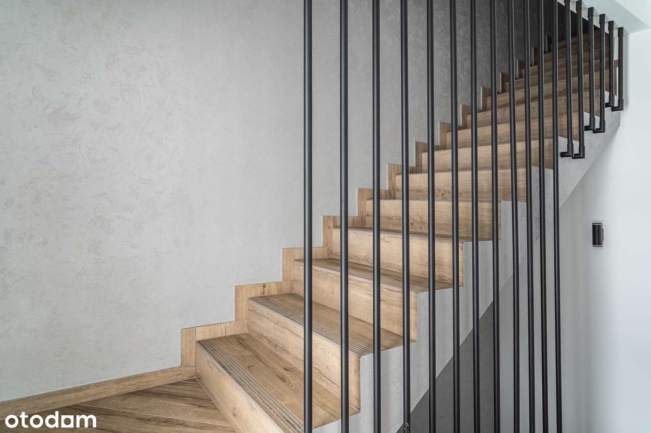 96 m² | 5 pokoi | 2 miejsca parkingowe | 829 000tys.-8