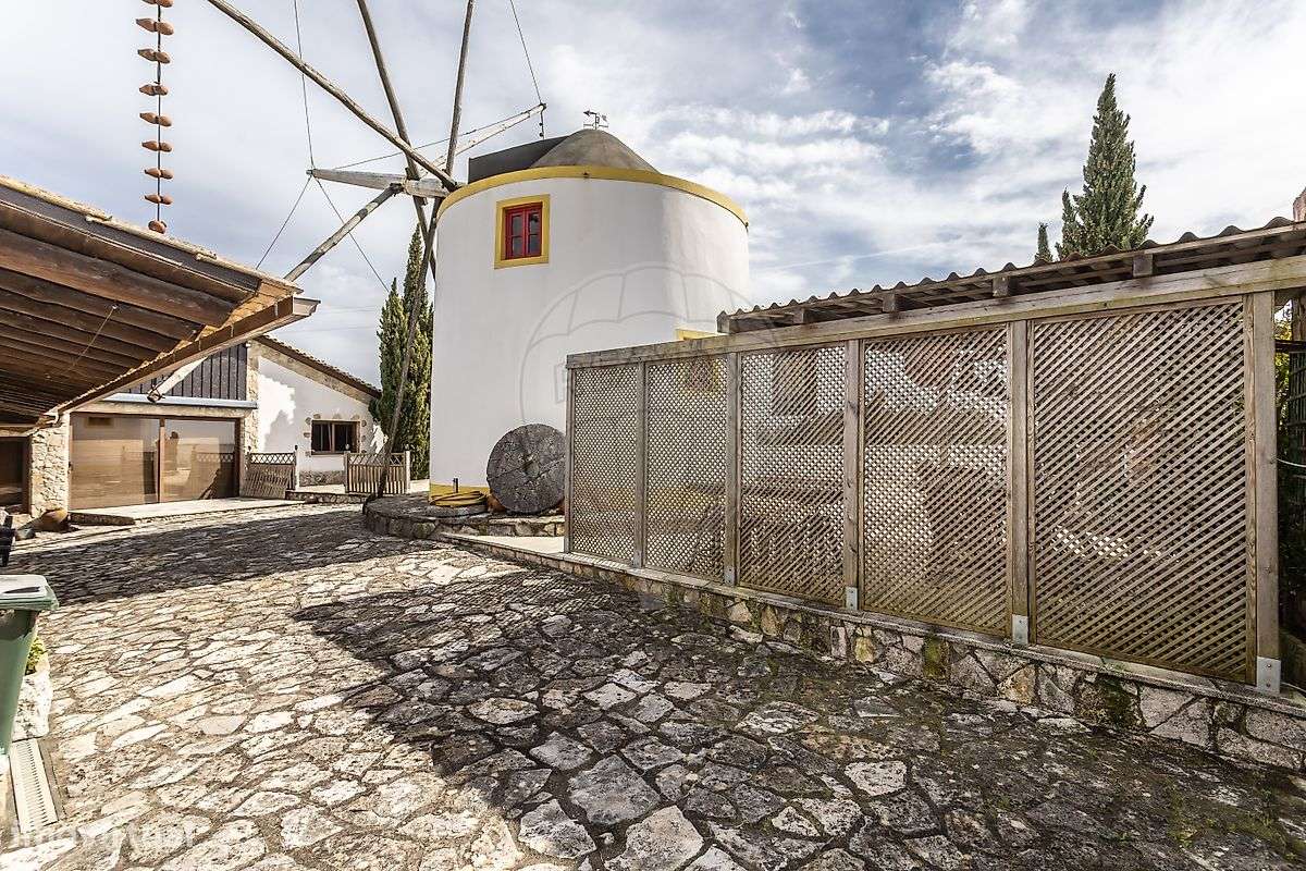 Moradia T5 para venda - Grande imagem: 2/50