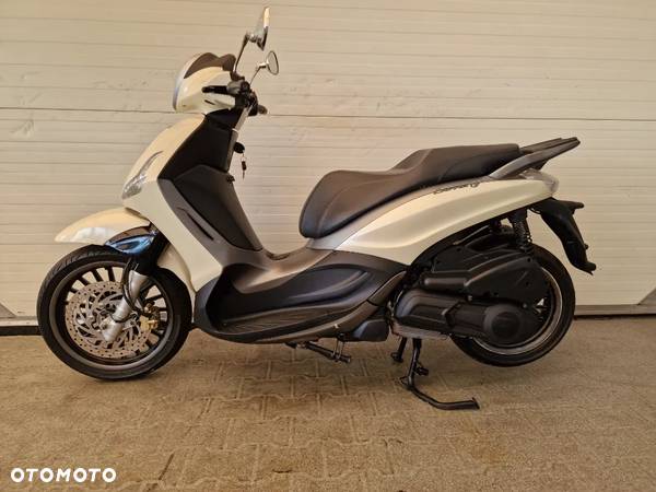 Piaggio Beverly - 2