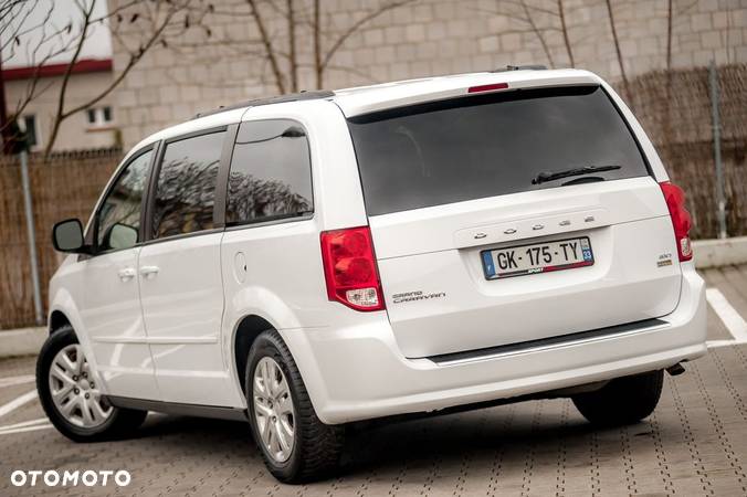 Dodge Grand Caravan 3.6 Express - 8