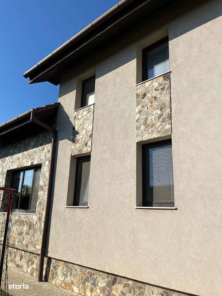 Casă fam.Oncea, 795mp teren, 2 terase,beci, piscina,panouri solare-17