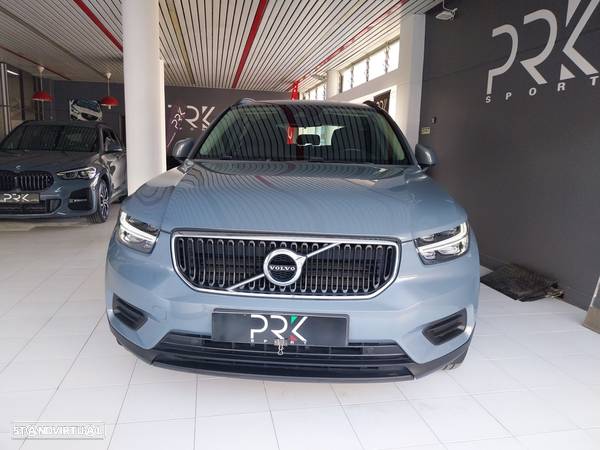 Volvo XC 40 1.5 T3 Momentum Plus - 2