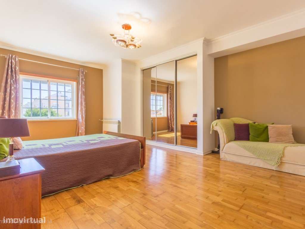 Apartamento T4 - Zona Premium - Seixal-16