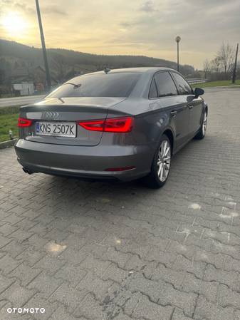 Audi A3 1.8 TFSI Ambiente S tronic - 5
