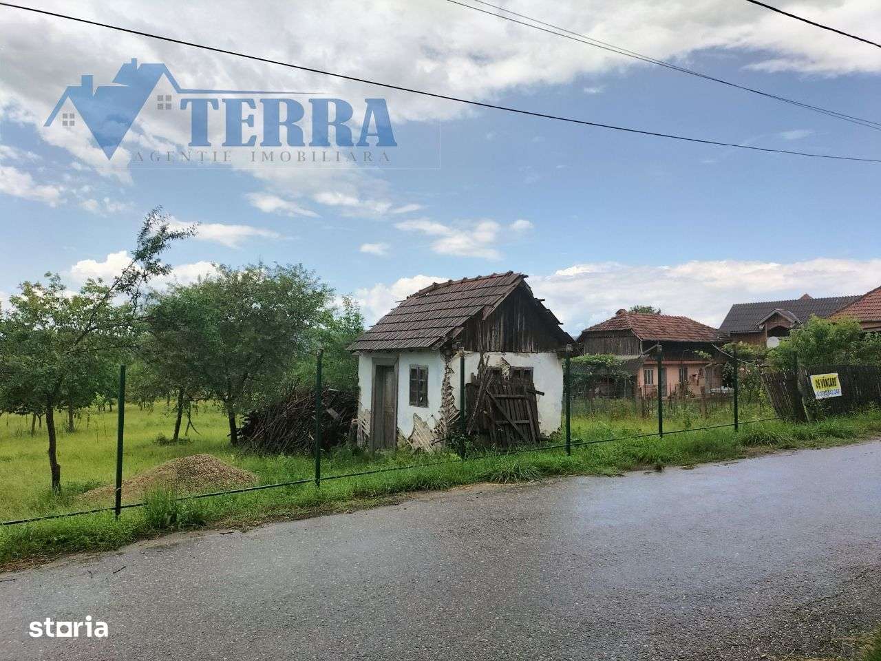 Vând teren pentru casă la circa 8 km de Mioveni.-2