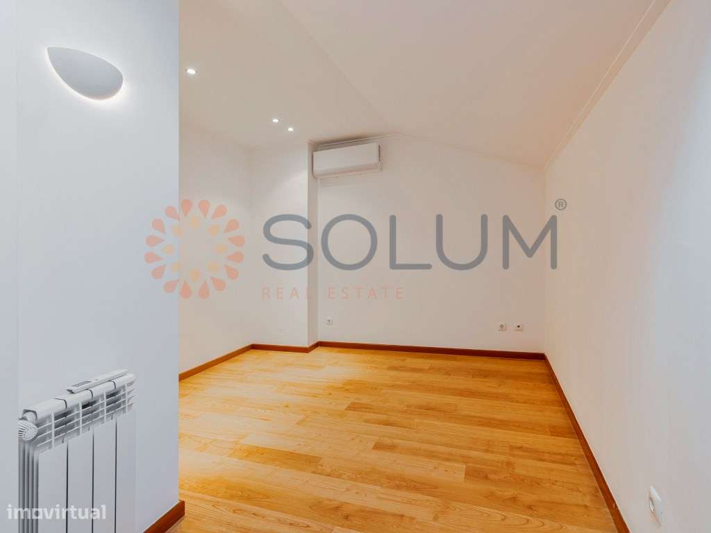 Duplex T4 no Montijo - Conforto e Localização Premium-21