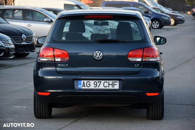 Volkswagen Golf 1.6 Trendline - 18