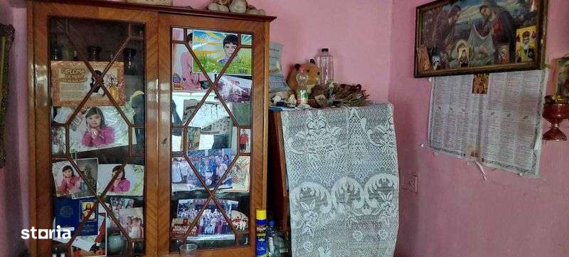 Vand casa in Rosiorii de Vede - Imagine principală: 4/8