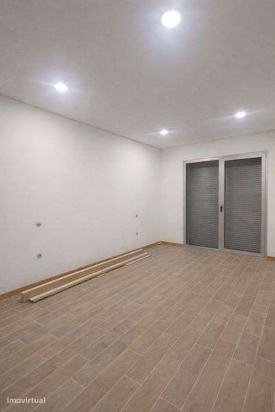 Alugo casa nova T2 - Grande imagem: 4/4