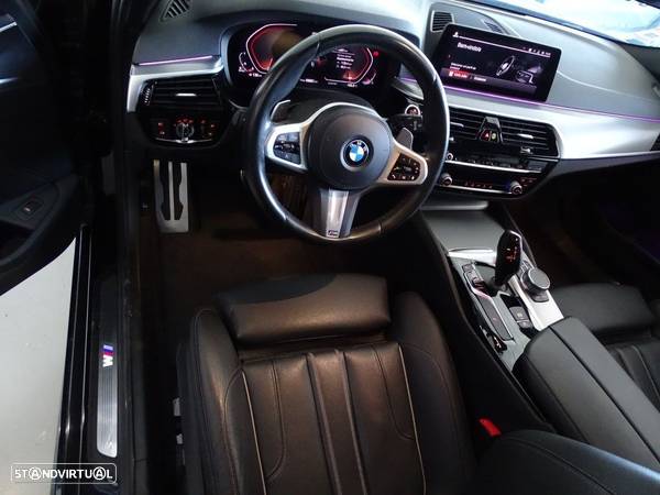 BMW 520 d Pack M Auto - 8