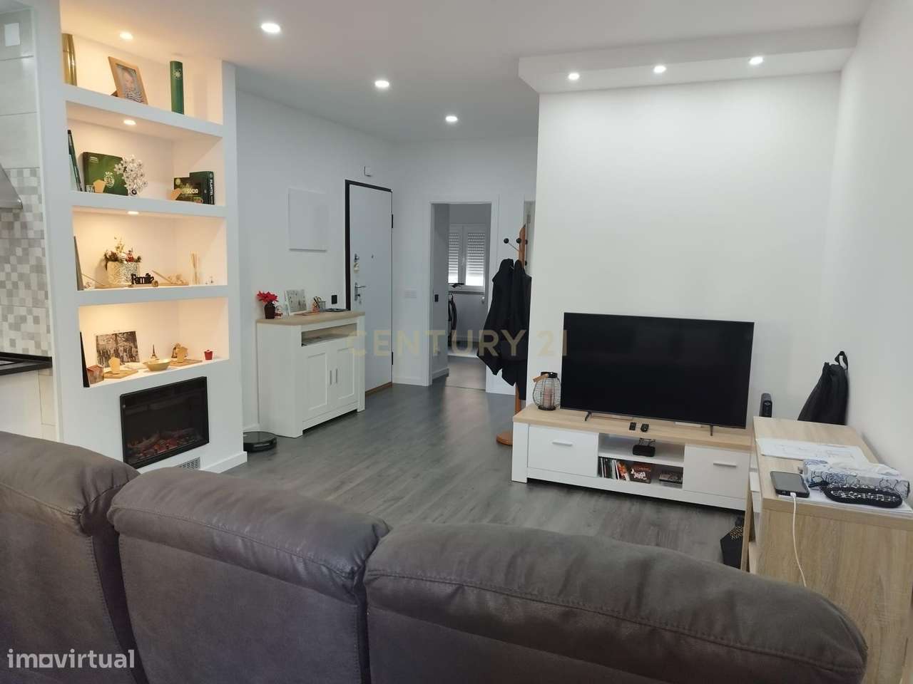 Apartamento Totalmente Remodelado, em Verderena, Barreiro-1
