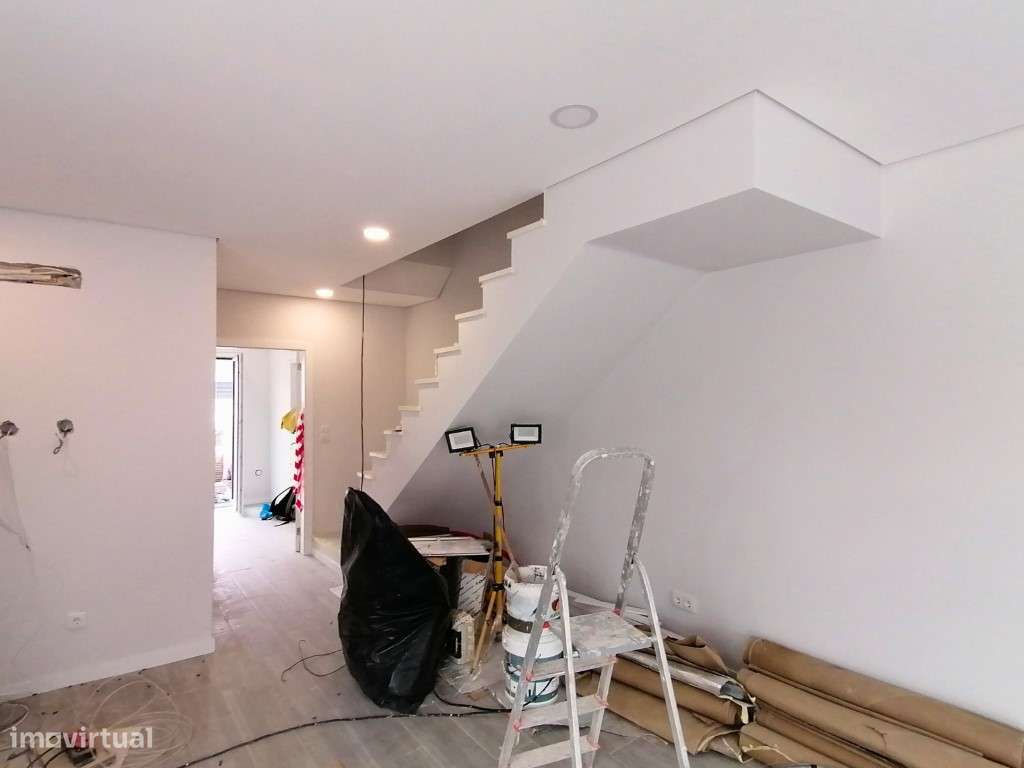 OFERTA ESCRITURA | Moradia T3 | Piscina | Fernão Ferro - Grande imagem: 5/25