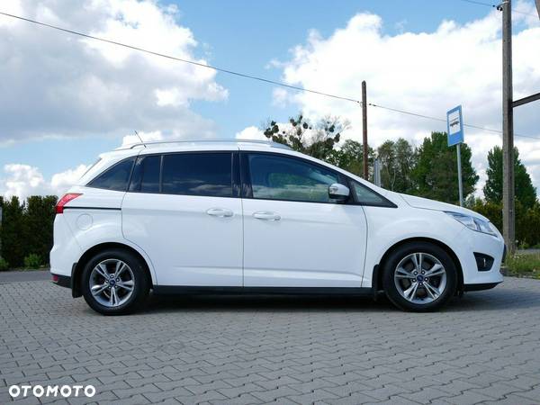 Ford Grand C-MAX - 8