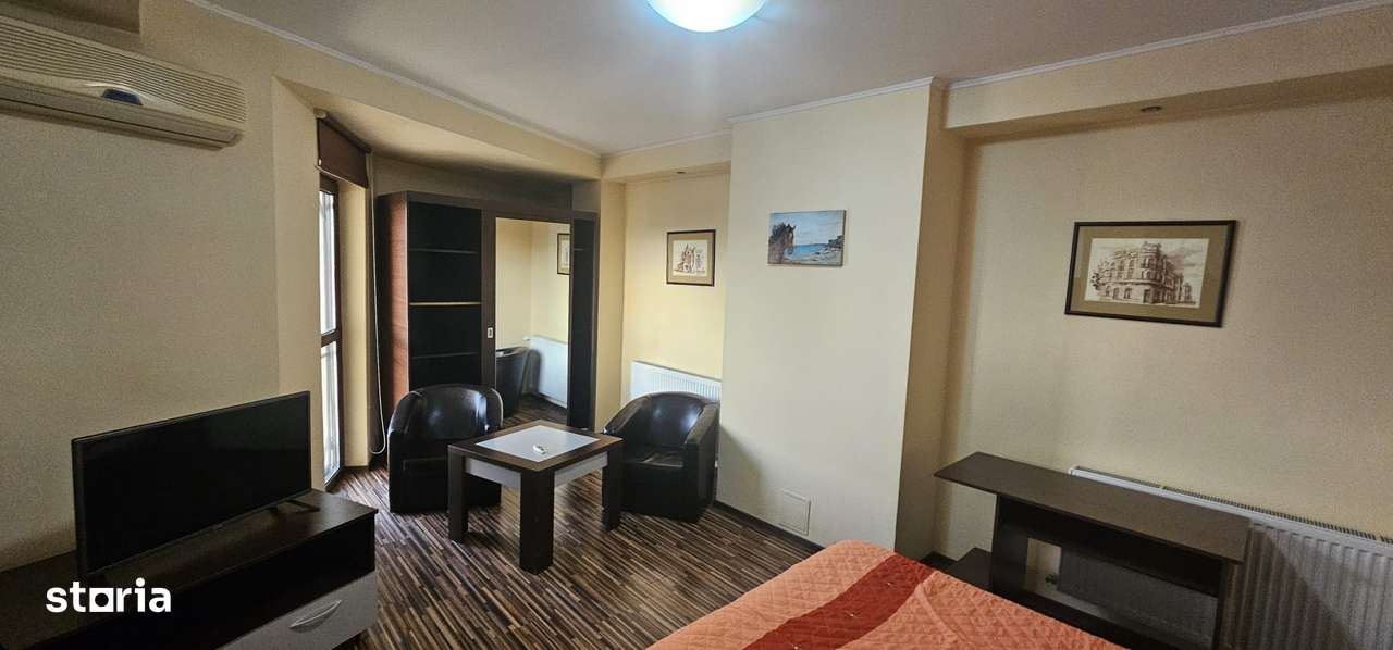 Hotel de vanzare , Centru-4