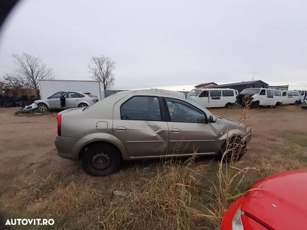 Dezmembram Dacia Logan 1.6 16V - 6