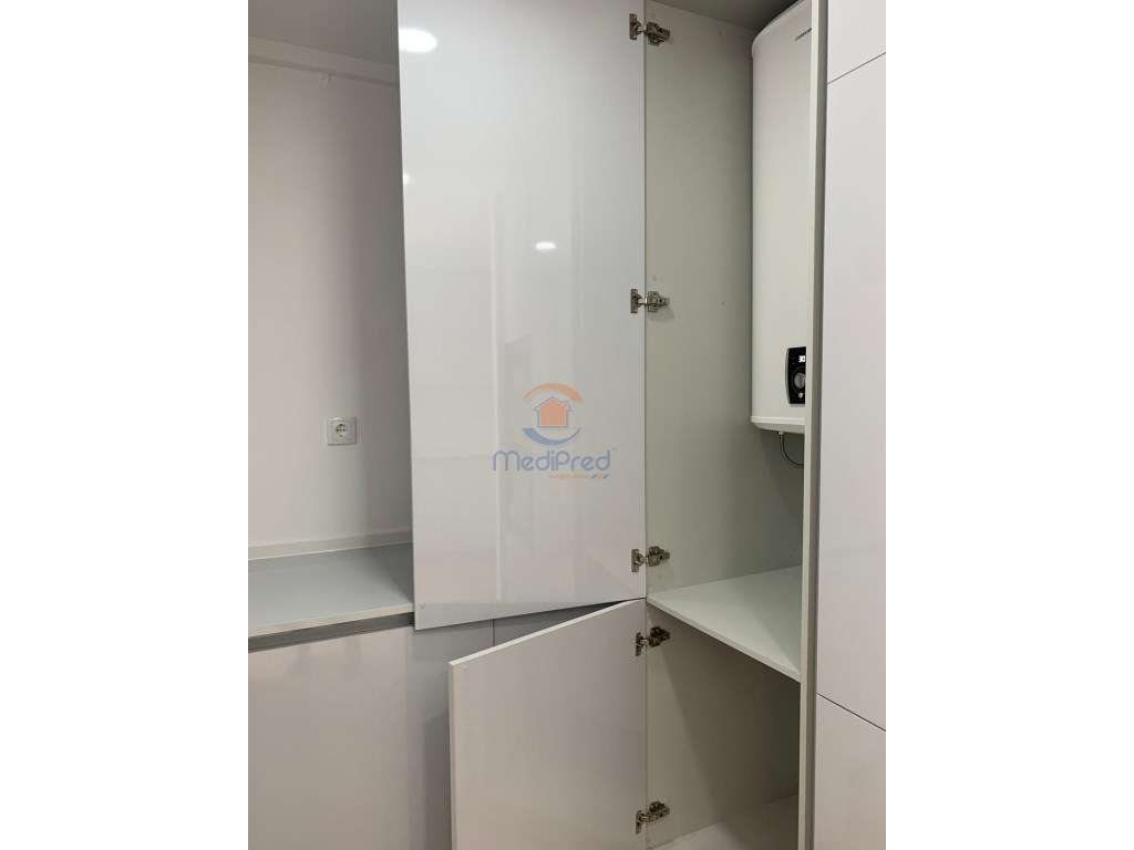 Apartamento T3 totalmente remodelado | Amadora-7