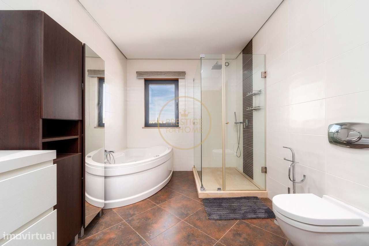 Moradia, 294,80 m², São Sebastião-22