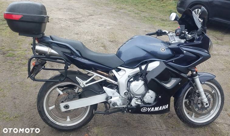 Yamaha FZ - 2