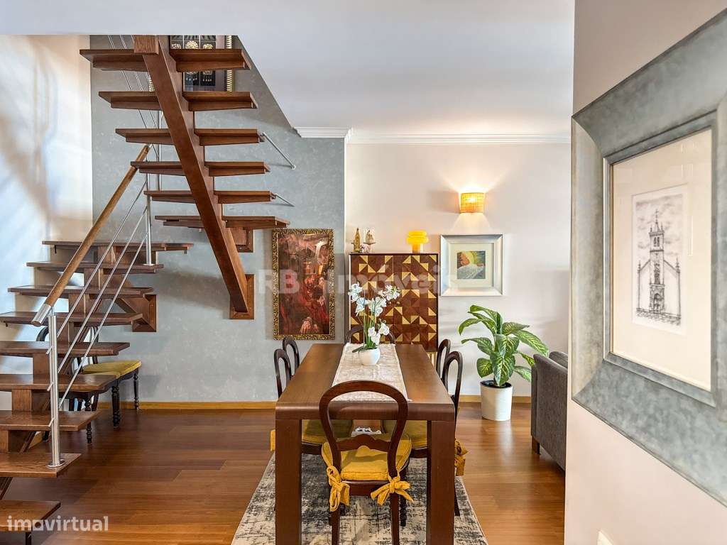 Apartamento T4 Duplex c/ Varandas, Arrecadação e Parqueamento - no ...-11
