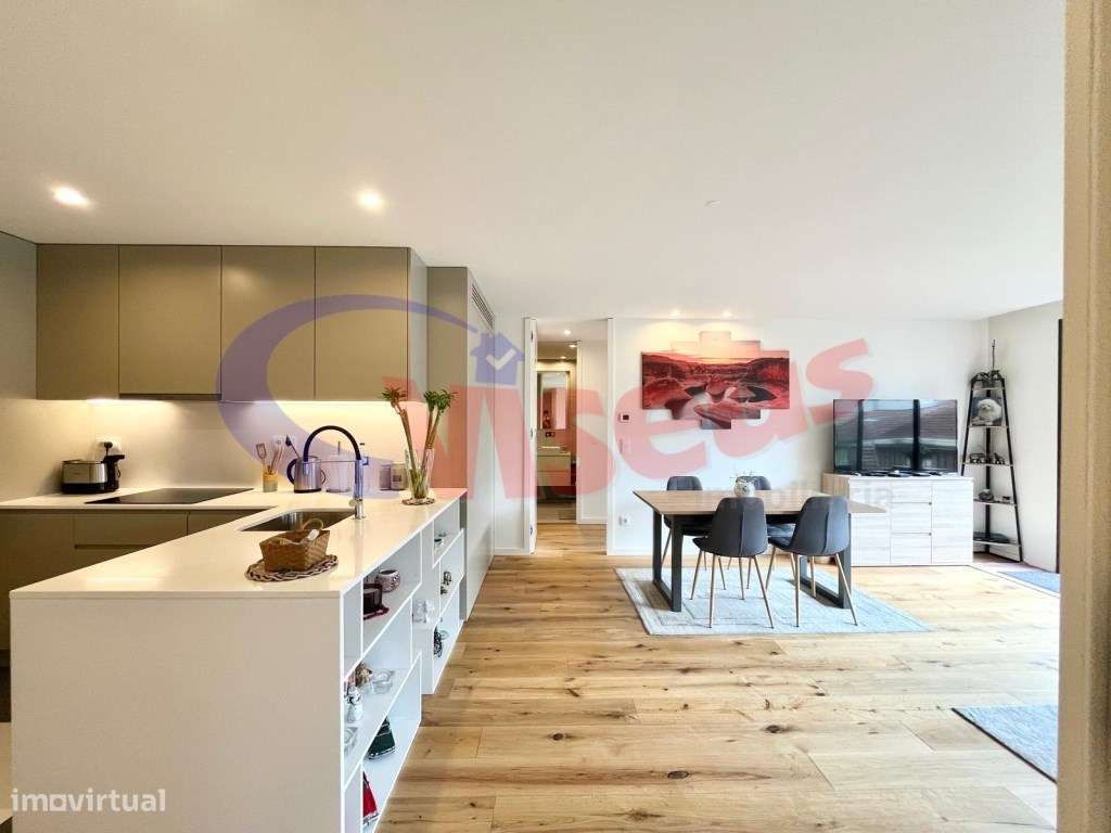 Apartamento T2 Espinho Rua 5-8