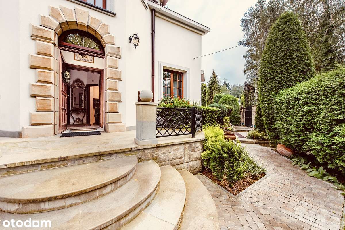 Wyjątkowy dom z całym wyposażeniem ( antyki )-19