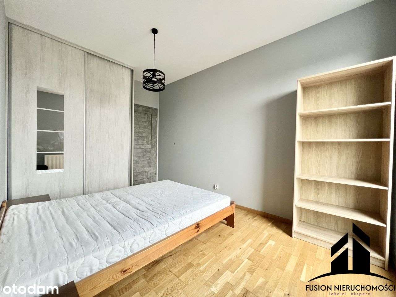 Nowoczesne, w pełni wyposażone mieszkanie z widoki-5