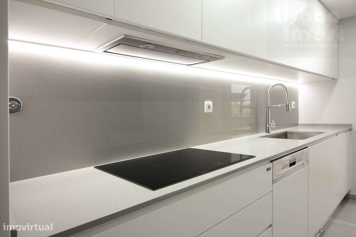 Vendo T3 Centro de Carcavelos Luxo-14