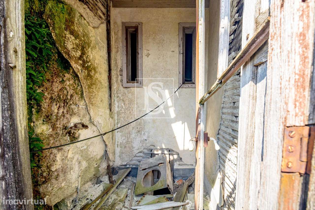 MORADIA T3 p/ Restauro - Lufrei, Amarante-24