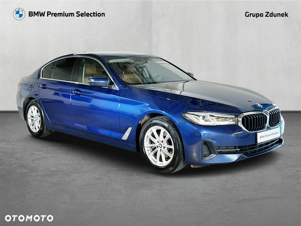 BMW Seria 5 520d xDrive - 22