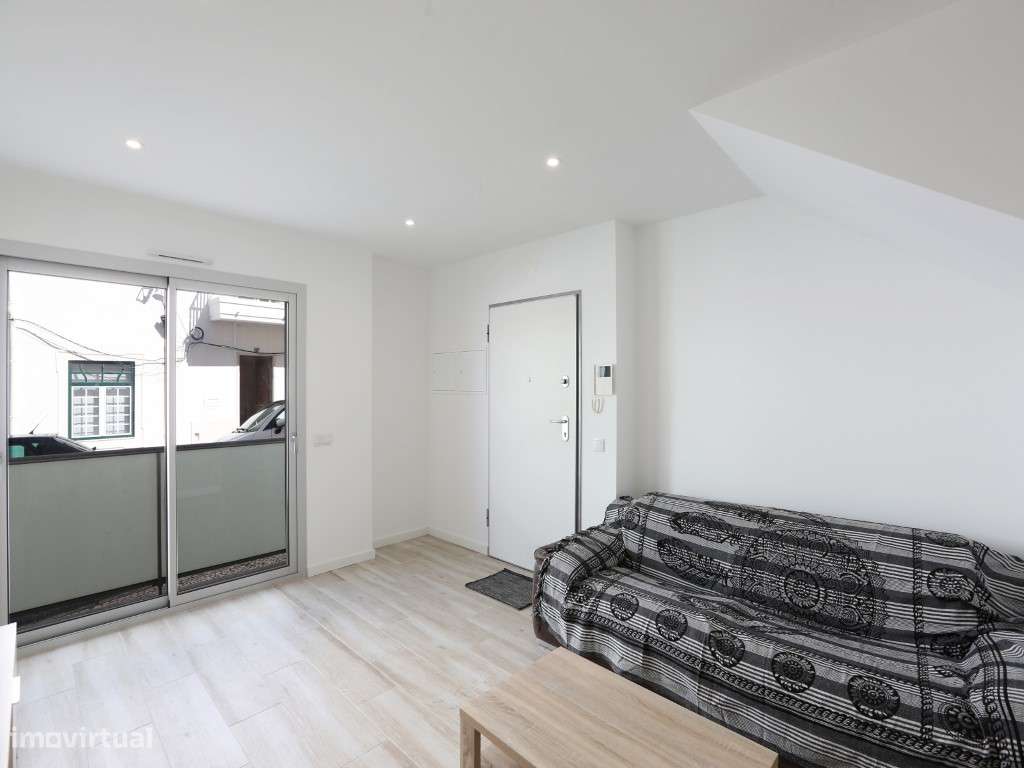 Apartamento T2 situado na zona histórica da Nazaré a 2 passos da praia - Grande imagem: 4/14