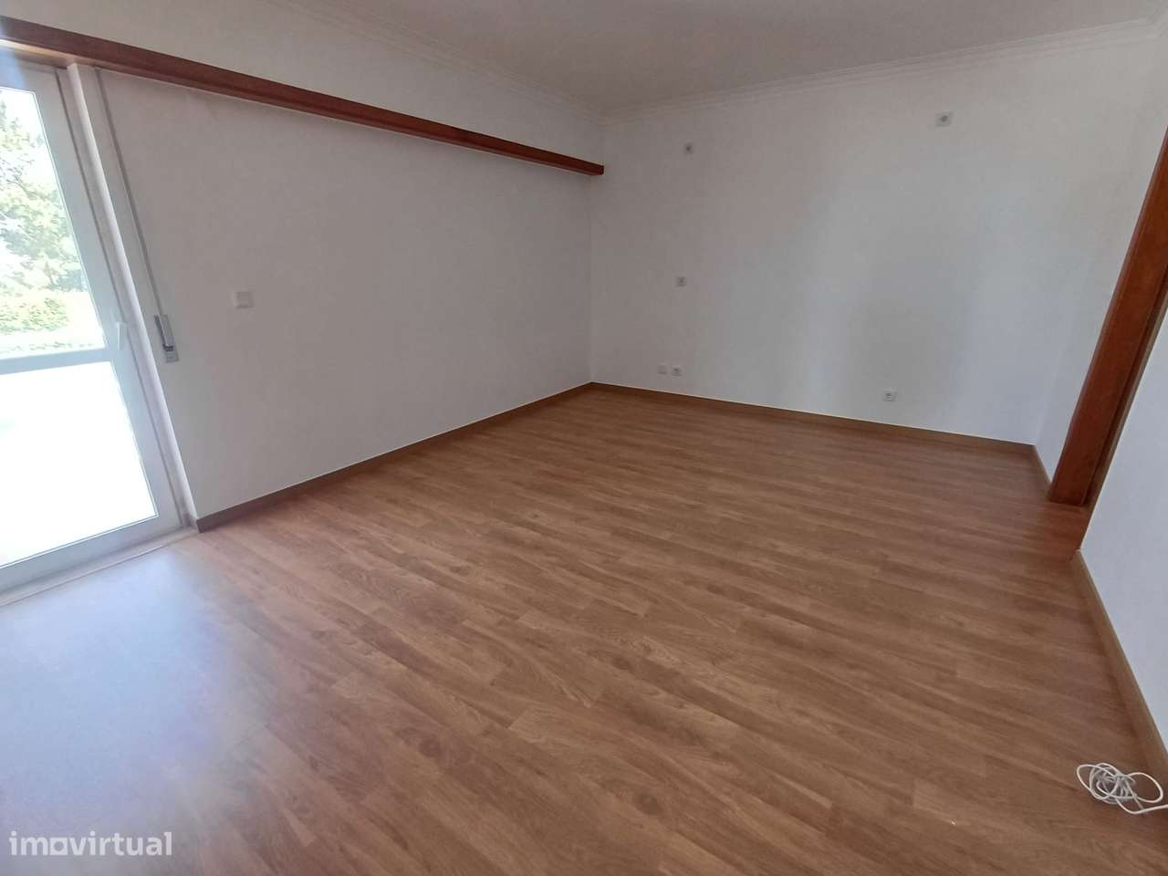 Excelente Moradia T4 garagem jardim Sampaio Sesimbra-26